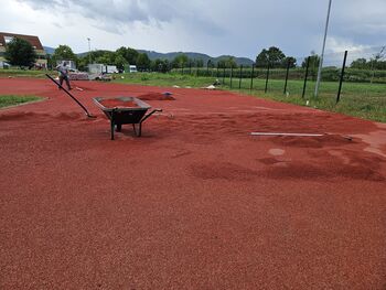 Obnova atletskega stadiona se uspešno zaključuje