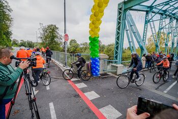 Kolesarska povezava Brežice – Krška vas uradno predana namenu