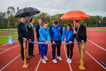 Obnovljen atletski stadion uradno predan v uporabo
