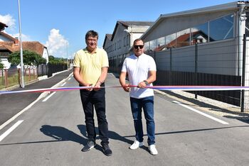 V Dobovi ob krajevnem prazniku svečano predali namenu prenovljeno Cvetno ulico