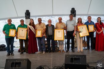 Uspešen Dan kruha, vina in salam v Brežicah