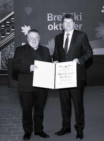 V spomin župniku Vladu Leskovarju