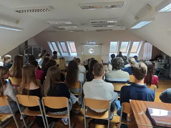 Življenjske zgodbe kot opomin: preventivne delavnice za mlade v Občini Brežice