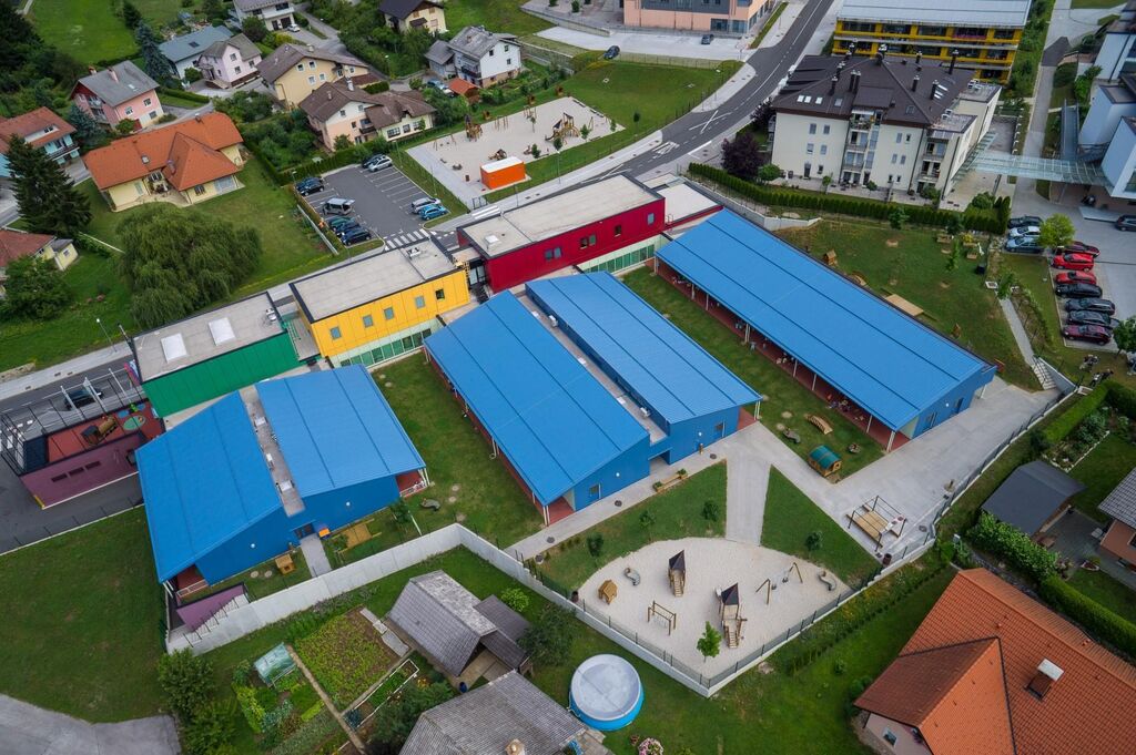 OBČINSKI SVET JE NA VČERAJŠNJI SEJI ZAGOTOVIL DODATNA SREDSTVA ZA UBLAŽITEV POVIŠANJA CEN ZA PLAČILA STARŠEV ZA PROGRAME VRTCA