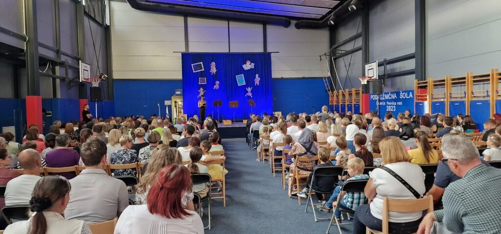 PODRUŽNIČNO ŠOLO V DOLENJI NEMŠKI VASI PREDALI NAMENU