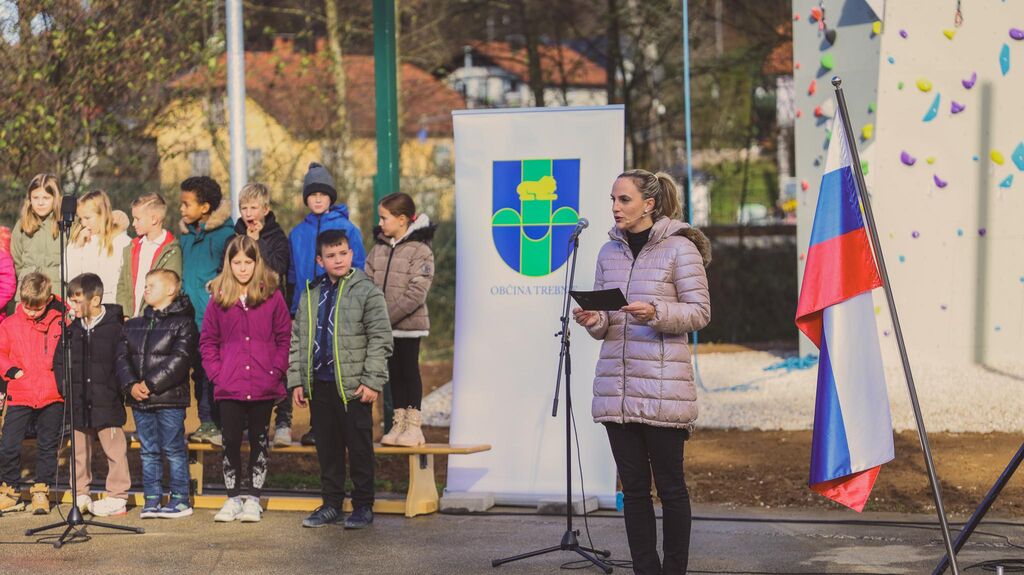 V ŠENTLOVRENCU NAJVEČJA ZUNANJA PLEZALNA STENA V JV SLOVENIJI