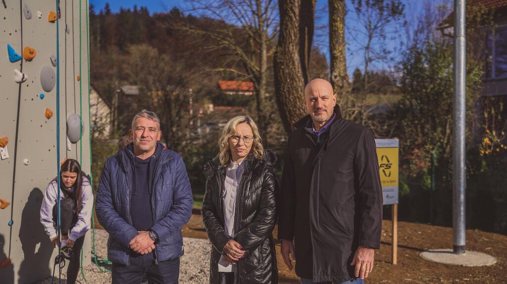 V ŠENTLOVRENCU NAJVEČJA ZUNANJA PLEZALNA STENA V JV SLOVENIJI