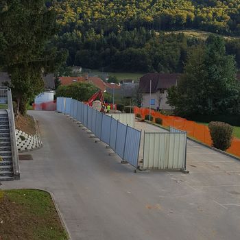 Ureditev odvodnje padavinske vode iz parkirišč pri pokopališču v Trebnjem Ureditev odvodnje padavinske vode iz parkirišč pri pokopališču v Trebnjem