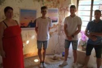 Prva samostojna razstava mladega slikarja Filipa Perparja