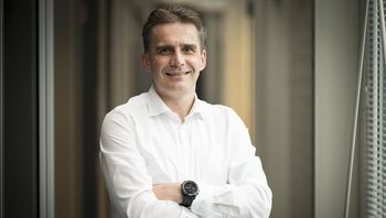 "Ko se potegujemo za objekt, odlično drugo mesto ne šteje. Treba je zmagovati na globalni ravni." "Ko se potegujemo za objekt, odlično drugo mesto ne šteje. Treba je zmagovati na globalni ravni."