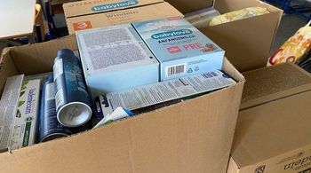 ZBIRANJE HUMANITARNE IN MATERIALNE POMOČI ZA UKRAJINO IN UKRAJINSKE BEGUNCE V DRUGIH DRŽAVAH