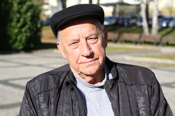 NEKDANJI RAVNATELJ ŠTEFAN KAMIN O GRADNJI TREBANJSKE OSNOVNE ŠOLE IN TELOVADNICE