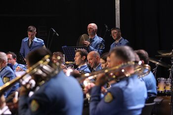 TREBANJSKI GODBENIKI IN MAŽORETE NAVDUŠILI Z NOVOLETNIM KONCERTOM TREBANJSKI GODBENIKI IN MAŽORETE NAVDUŠILI Z NOVOLETNIM KONCERTOM