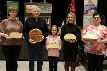 NA RAZSTAVI V TREBNJEM PET KRUHOV OSVOJILO VSE MOŽNE TOČKE