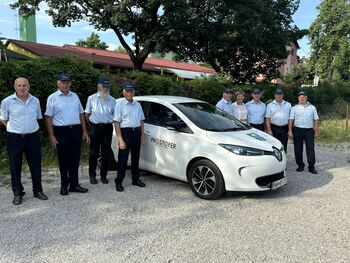 PROSTOFERJI: PROSTOVOLJCI, KI S SRCEM SKRBIJO ZA MOBILNOST STAREJŠIH PROSTOFERJI: PROSTOVOLJCI, KI S SRCEM SKRBIJO ZA MOBILNOST STAREJŠIH