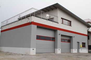 OBČINA TREBNJE KREPI GASILSTVO Z OBSEŽNIMI VLAGANJI V OPREMO IN VOZILA