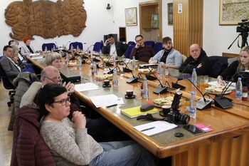 NALOŽBE VSEBINSKO RAZNOLIKE IN RAZPRŠENE PO CELOTNI OBČINI