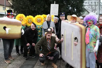 OBLAST V ROKAH MASK: PUST ZAVLADAL TREBNJEMU