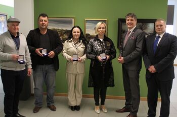 ŽUPANJA MATEJA POVHE GOSTILA MINISTRA ZA OBRAMBO