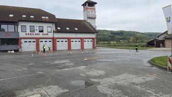 OBČINSKO ŠOLSKO KOLESARSKO TEKMOVANJE KAJ VEŠ O PROMETU? OBČINSKO ŠOLSKO KOLESARSKO TEKMOVANJE KAJ VEŠ O PROMETU?