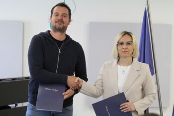 PODPIS POGODBE O OBNOVI STAVBE NA GOLIEVEM TRGU 4