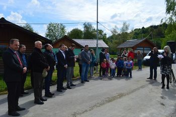 Otvoritev in predstavitev programa SAMOOSKRBA ROMOV V NASELJU VEJAR