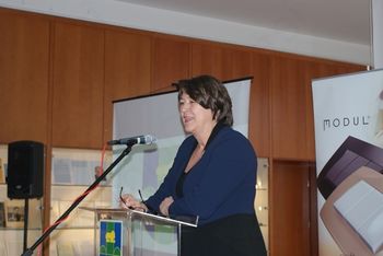 Violeta Bulc, evropska komisarka za promet, navdušila preko sto udeležencev srečanja