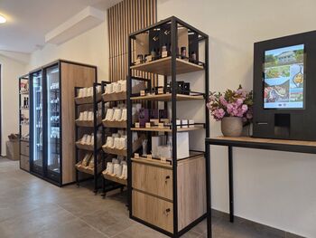 TRŽNICA NA ZAUPANJE