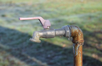 OMEJITEV PORABE VODE