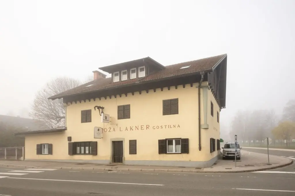 Raziščite kranjsko podeželje