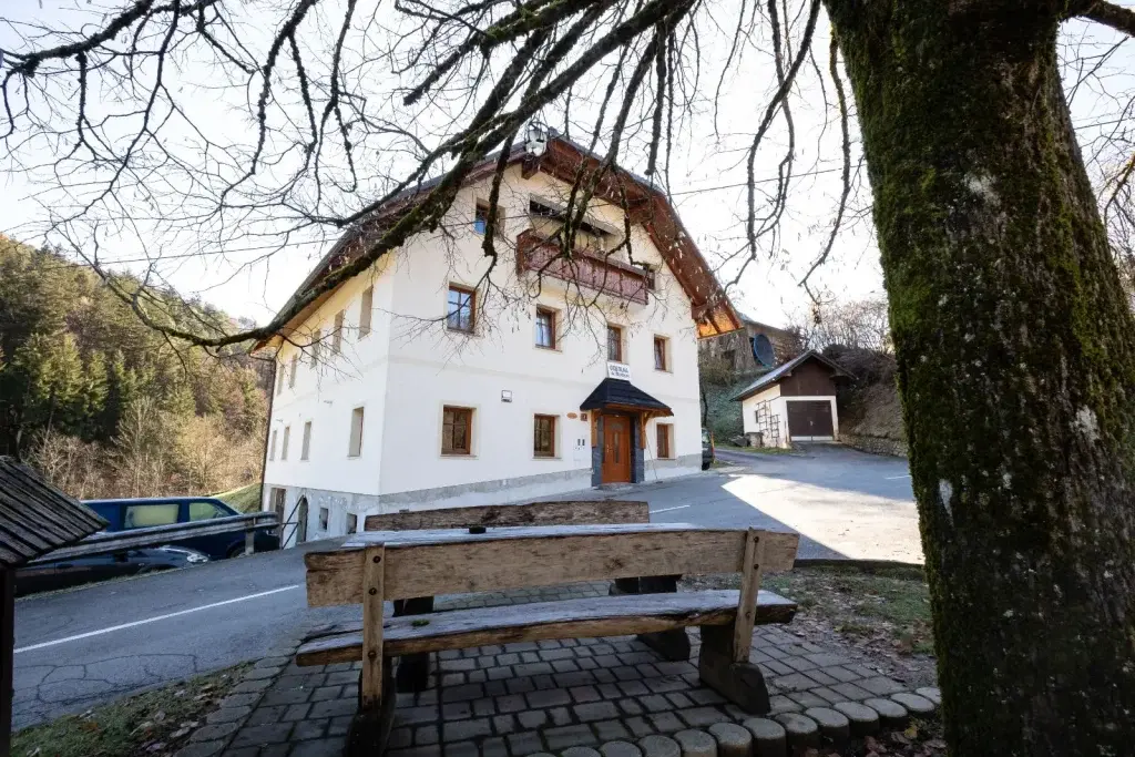 Raziščite kranjsko podeželje