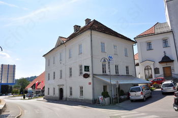 Kavarna in slaščičarna Polonca, BASTELJ POLONA S.P.