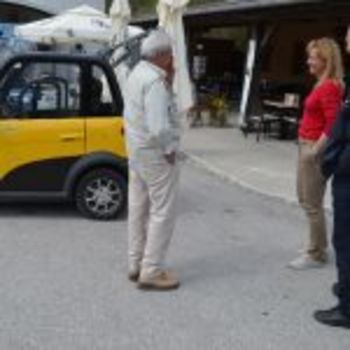 PREDSTAVITEV ELEKTRIČNIH AVTOMOBILOV